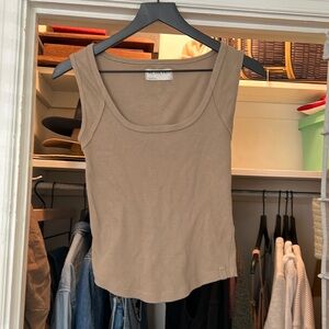 We The Free Putty Tank